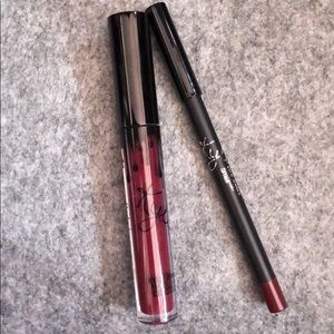 Kylie Jenner hollyberry lip kit